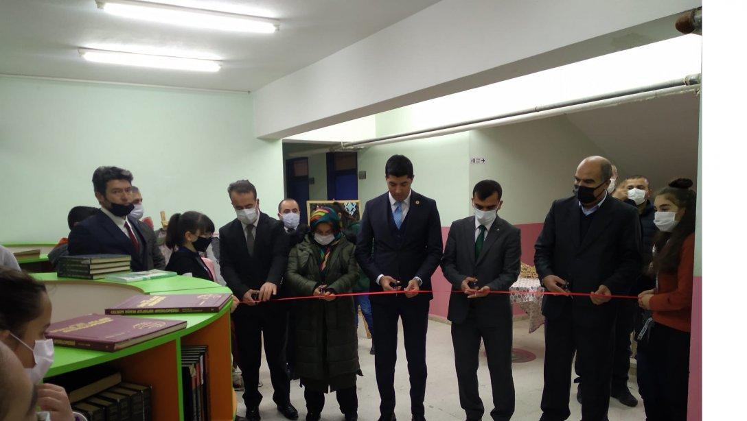 ''Prof. Dr. Fuat SEZGİN Bilim Atölyesi '' Projesi kapsamında Doğanşehir Ortaokulu Bilim Atölyesi Açılışı Yapıldı